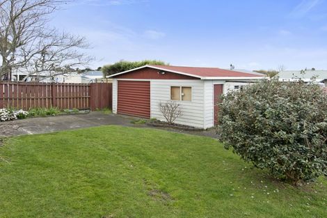 Photo of property in 8 Dingadee Street, Welcome Bay, Tauranga, 3112