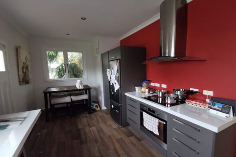 Photo of property in 5 Moeller Street, Taradale, Napier, 4112