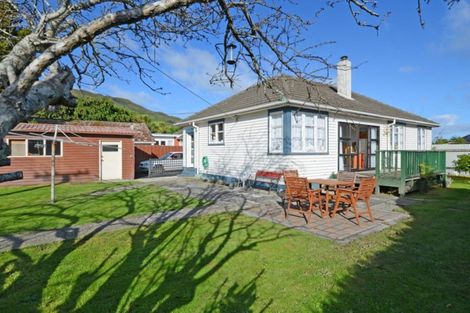 Photo of property in 39 Atiawa Crescent, Waiwhetu, Lower Hutt, 5010