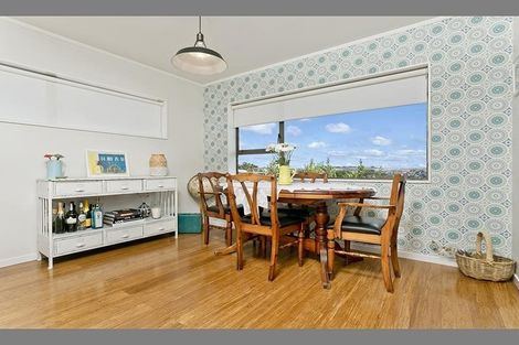 Photo of property in 1/16 Toroa Street, Torbay, Auckland, 0630