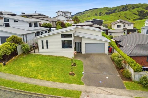 Photo of property in 38 Mo Street, Camborne, Porirua, 5026