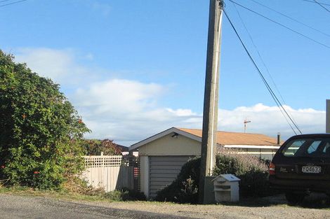 Photo of property in 74 Ames Street, Paekakariki, 5034
