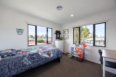 Photo of property in 101a Main Road, Clive, 4102