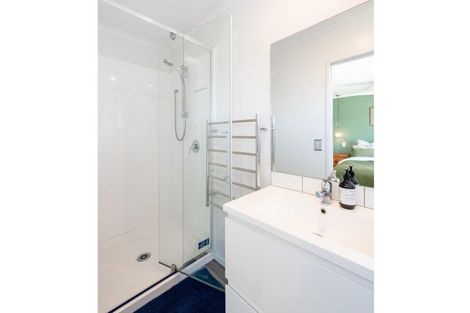 Photo of property in 8 Kingfisher Crescent, Albert Town, Wanaka, 9305