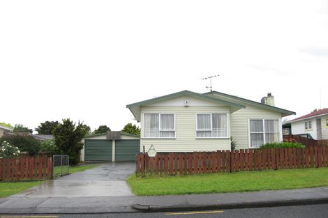 Photo of property in 27 Park Estate Road, Rosehill, Papakura, 2113