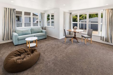 Photo of property in 17 Dorset Street, Levin, 5510