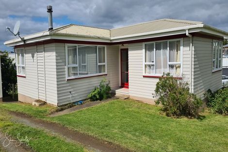Photo of property in 21 Doctors Hill Road, Maungaturoto, 0520