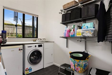 Photo of property in 4 Kempton Place, Richmond Heights, Taupo, 3330