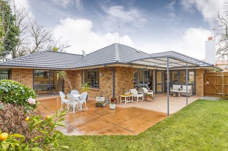 Photo of property in 5 Pastoral Lane, Hokowhitu, Palmerston North, 4410