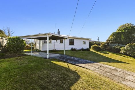 Photo of property in 17 Selwyn Road, Lynmore, Rotorua, 3010