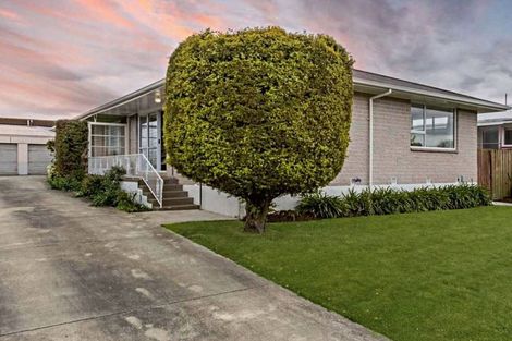 Photo of property in 1/83 Roberta Drive, Somerfield, Christchurch, 8024