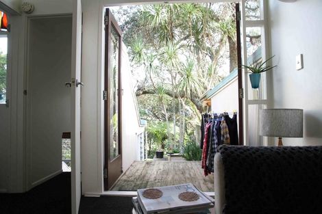 Photo of property in 1/26a West End Road, Herne Bay, Auckland, 1022