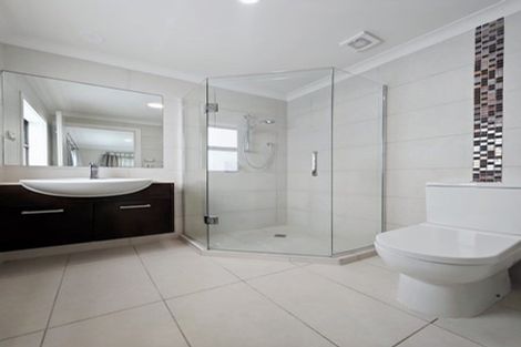 Photo of property in 4 Montrose Terrace, Mairangi Bay, Auckland, 0630