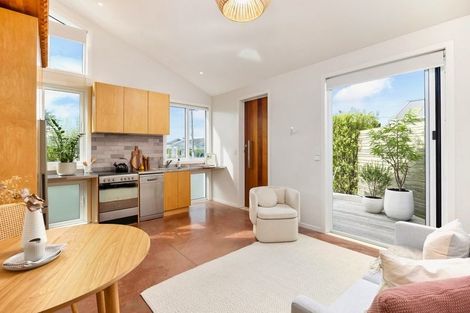 Photo of property in 25a Tui Street, Mount Maunganui, 3116