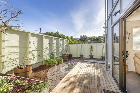 Photo of property in 20b Acheron Road, Paremata, Porirua, 5026