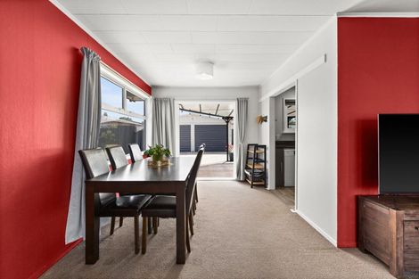 Photo of property in 6 York Avenue, Tamatea, Napier, 4112