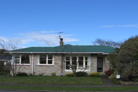 Photo of property in 34 Wavell Crescent, Lansdowne, Masterton, 5810