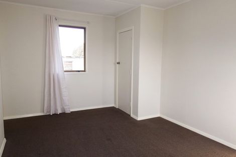 Photo of property in 3 Sutton Place, Hawera, 4610