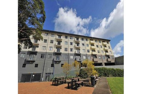 Photo of property in 4n/160 Symonds Street, Eden Terrace, Auckland, 1010