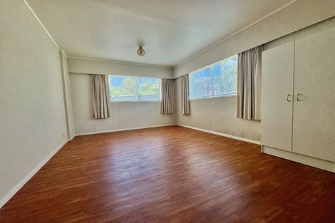 Photo of property in 1 Finchley Road, Torbay, Auckland, 0632