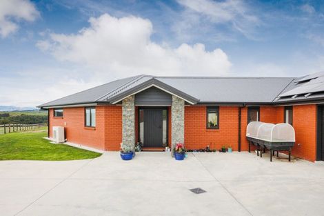 Photo of property in 172 Kingsdale Park Drive, Aokautere, Palmerston North, 4471