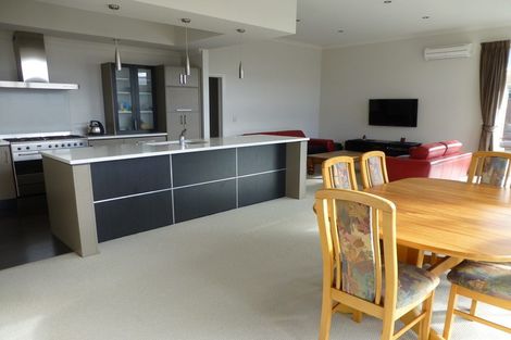 Photo of property in 17 Foresters Crescent, Parklands, Christchurch, 8083