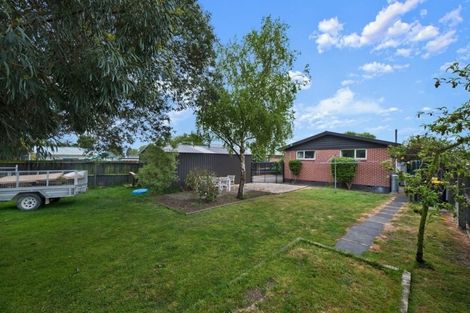 Photo of property in 4 Wimborne Crescent, Aranui, Christchurch, 8061