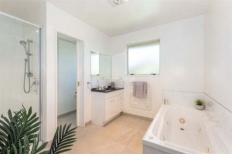 Photo of property in 6 Iroquois Place, Wigram, Christchurch, 8042