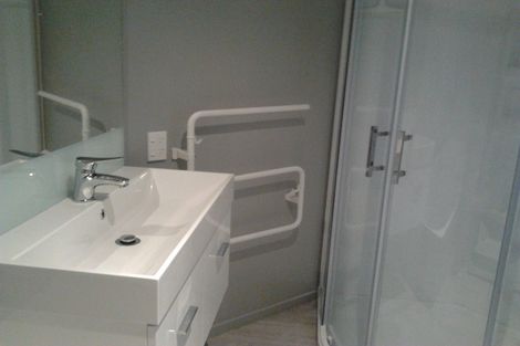 Photo of property in 70d Elizabeth Street, Riccarton, Christchurch, 8041