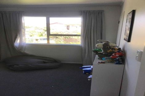 Photo of property in 35 Inlet View, Titahi Bay, Porirua, 5022