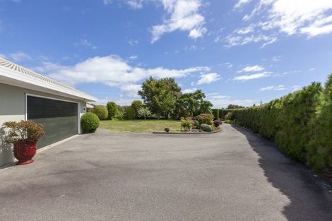 Photo of property in 236 Mazengarb Road, Paraparaumu, 5032