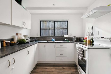 Photo of property in 118b Osprey Drive, Welcome Bay, Tauranga, 3112