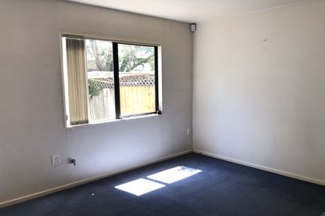Photo of property in 11/3 Orwell Road, Greenhithe, Auckland, 0632