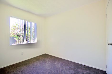 Photo of property in 1/64 Borich Road, Sunnyvale, Auckland, 0612