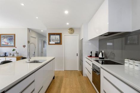 Photo of property in 35a Hewitts Road, Merivale, Christchurch, 8014