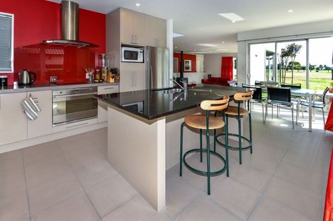 Photo of property in 18 Fishermans Rest, Waimairi Beach, Christchurch, 8083