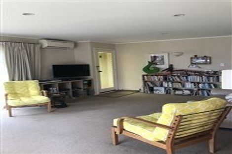 Photo of property in 12a St Michaels Avenue, Point Chevalier, Auckland, 1022