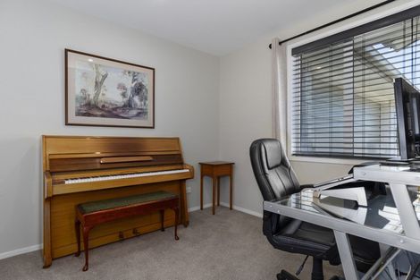 Photo of property in 27 Puhirake Crescent, Pyes Pa, Tauranga, 3112