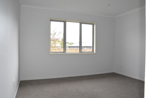 Photo of property in 1 Totarahoe Lane, Whalers Gate, New Plymouth, 4310