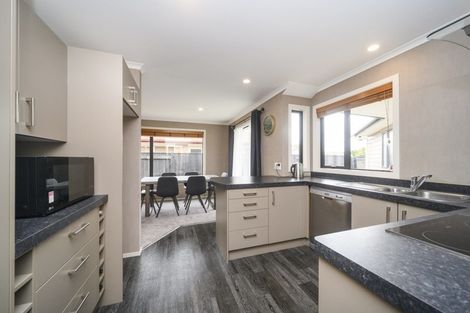 Photo of property in 5 Angelina Way, Kelvin Grove, Palmerston North, 4414