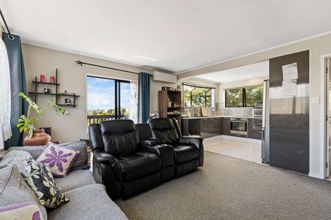 Photo of property in 33 Danube Lane, Glen Eden, Auckland, 0602