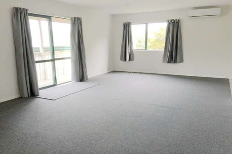 Photo of property in 26 Arosa Place, Forrest Hill, Auckland, 0620