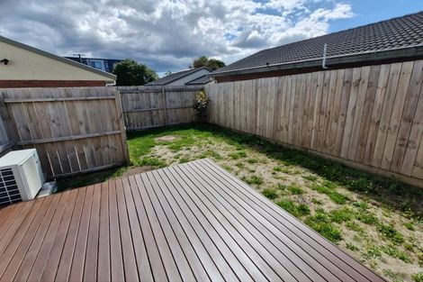 Photo of property in 33 Whautapu Court, Avondale, 1026