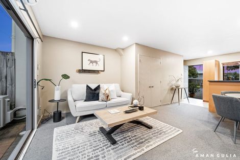 Photo of property in 5/218 Captain Springs Road, Onehunga, Auckland, 1061