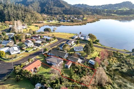 Photo of property in 8 Diamond Drive, Tairua, 3508
