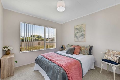 Photo of property in 48 Hamilton Drive, Waiuku, 2123