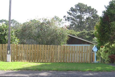 Photo of property in 39 Allington Road, Massey, Auckland, 0614