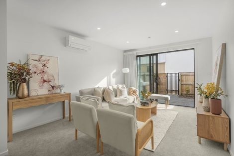 Photo of property in 16/10 Pascoe Avenue, Paremata, Porirua, 5026
