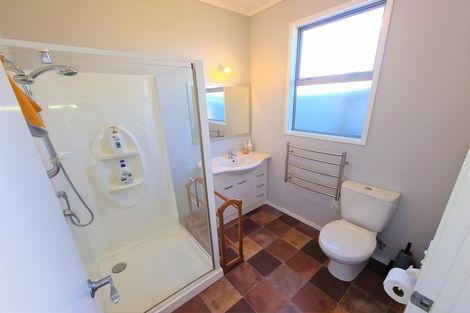 Photo of property in 108 Mahoe Place, Matarangi, Whitianga, 3592