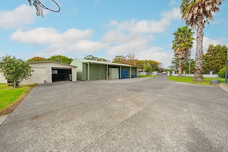 Photo of property in 6 Deacon Road, Riverhead, Kumeu, 0892